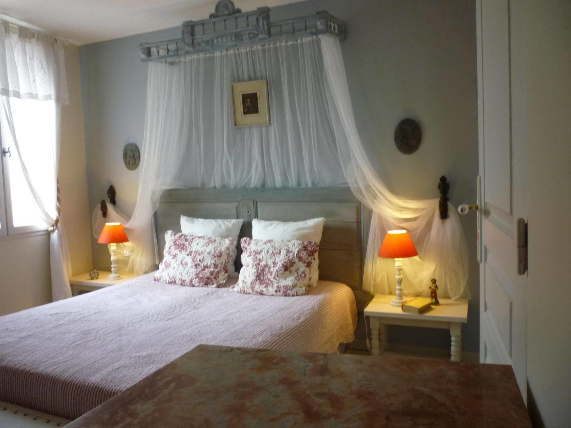 L'Ile Aux Mimosas Bed & Breakfast Tautavel Exterior foto